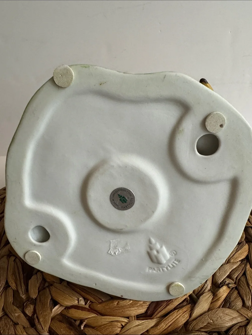 Vintage PartyLite Hand-Painted Ceramic Pumpkin Patch tea light.Orange + Green.
